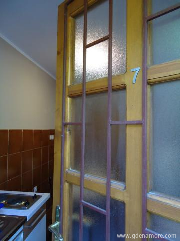 Studio br. 7 u Vila M, privatni smeštaj u mestu Bijela, Crna Gora